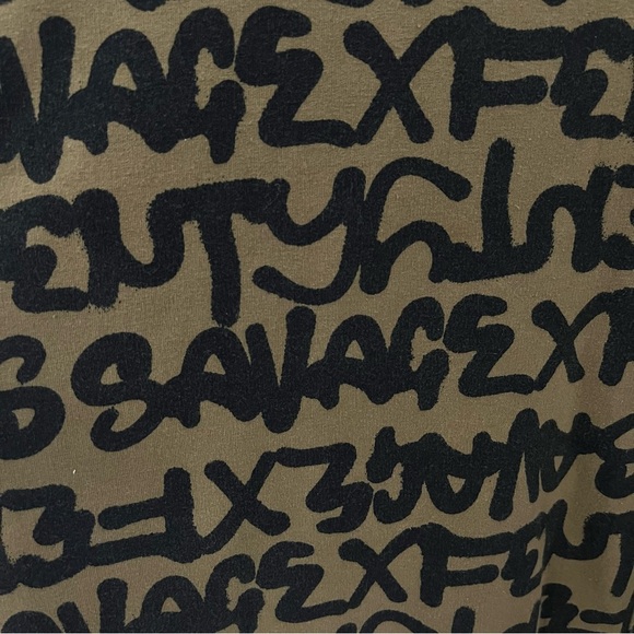 Savage x Fenty 1X 16-18 plus hooded jumpsuit 0166 print words font all over - Picture 6 of 13